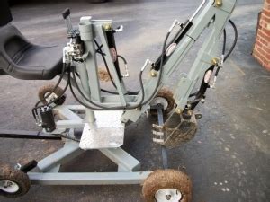 Homemade Mini Backhoe 的图像结果
