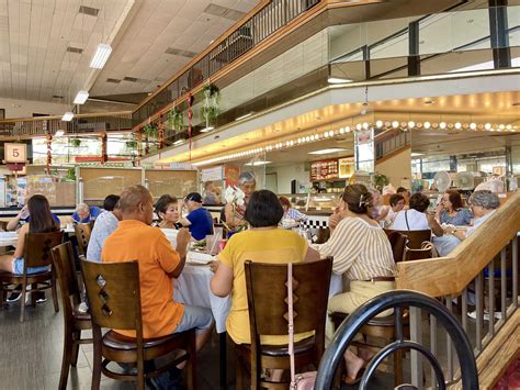 Hong Kong BBQ Dim Sum & Kitchen