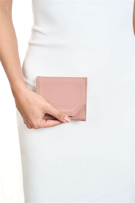 Finefold Wallet : Powder Pink – TANN TRIM