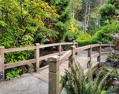 Small Bridge 的图像结果