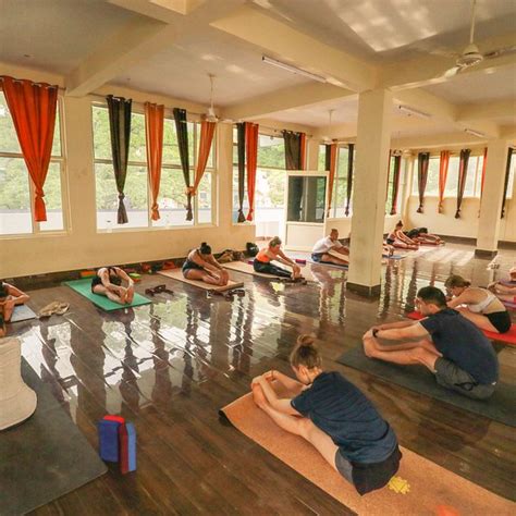 AYUSKAMA AYURVEDA INSTITUTE OF YOGA & AYURVEDA (Rishikesh) - What to ...