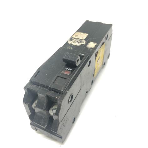 Q12100 Square D 100 Amp 2 Pole Circuit Breaker Type | Ubuy India