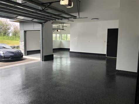 Garage Renovations - Benjamin Moore