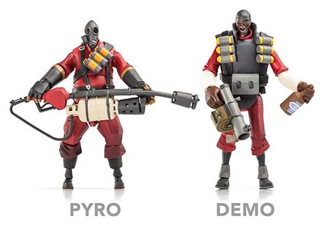 NECA Team Fortress Pyro Figure Review Action Figure Fury, 60% OFF