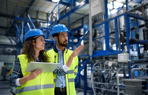 Insurance Manufacturing 的图像结果