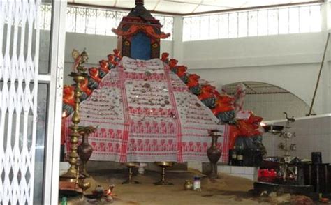 Religious Places in Assam, Temples in Assam, Mosques in Assam