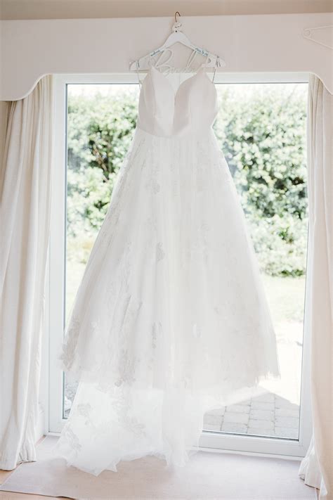 Essense of Australia D2810 Wedding Dress - Sell My Wedding Dress Online | Sell My Wedding Dress ...