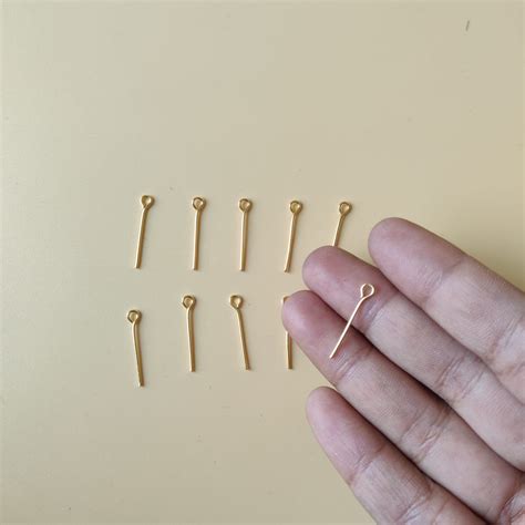 Eye Pin/Earing Connector- Golden/Silver – Maya Resin Store