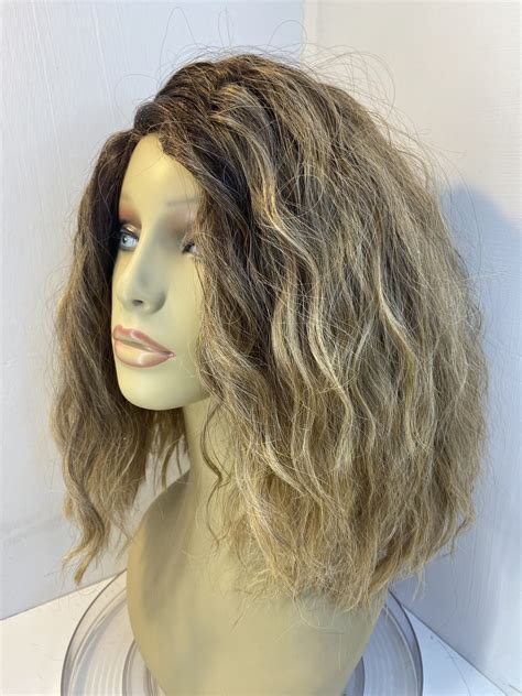 Wavy rooted light brown wig. Brlw03 – Wigbank