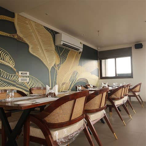 Lakeside Manor | Restaurant