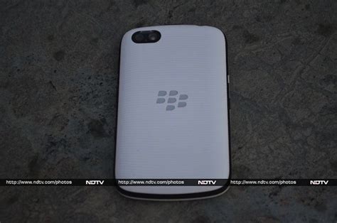 BlackBerry 9720 review.. :: DroidGuru