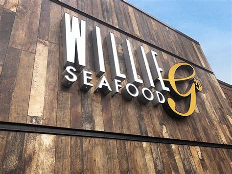 Building Signage Template Design 的图像结果