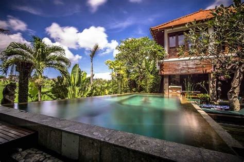 UMAH WATU VILLAS (Bali/Seminyak) - Villa Reviews, Photos, Rate ...