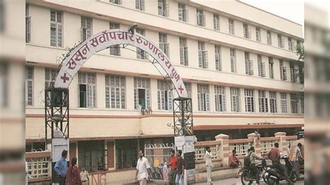 Sassoon Hospital News : छोटीशी जखम, तो 57 दिवस व्हेंटिलेटर; ससून ...