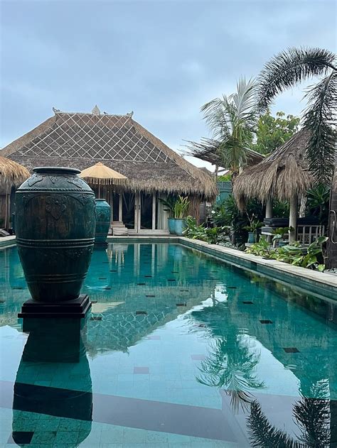 LAGUNA BIRU (Jungutbatu) - B&B Reviews, Photos, Rate Comparison ...