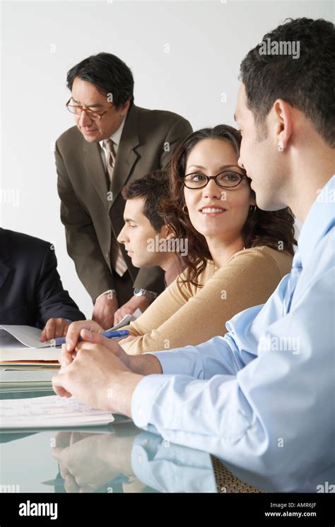 Business Person Meeting 的图像结果