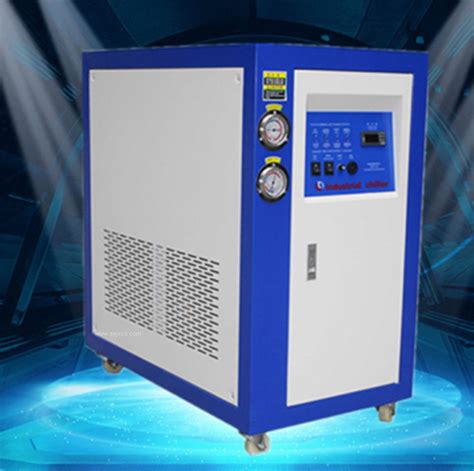水冷箱式工业冷水机|上海诺冰冷冻机械有限公司