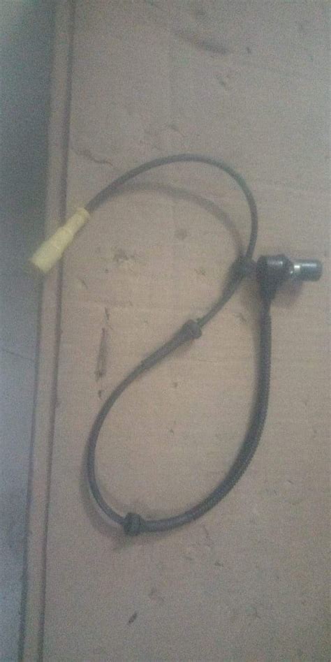 Wheel Speed Sensor Optra Right J97549712 – CarTrends