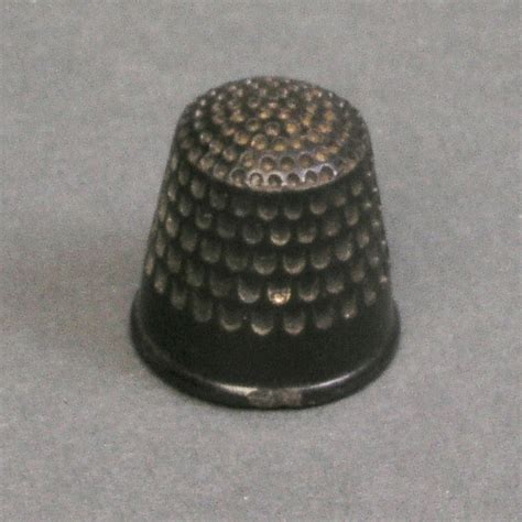Fingerhut | Deutsches Kunststoff Museum