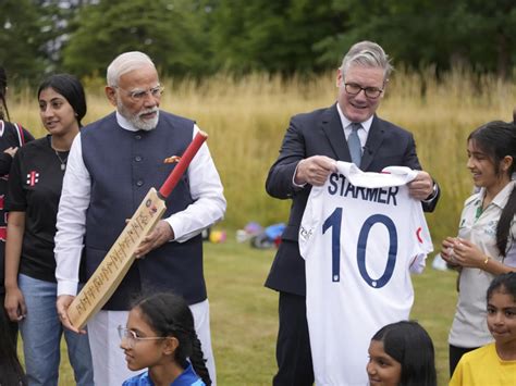 PM Modi uses cricket metaphor to pitch India–UK unity, hits diplomatic ...