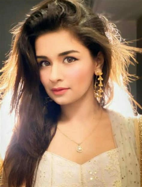 How hydrogen exist in nature if it doesn't have any neutron? plz tell ...