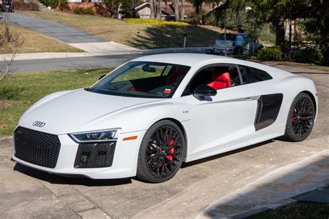 2018 Audi R8 V10 Coupe RWS for sale on BaT Auctions - sold for $118,000 on March 3, 2024 (Lot ...