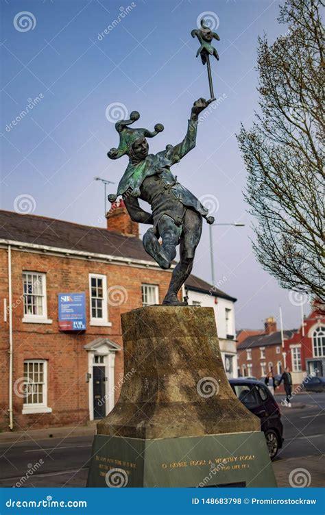 The Clown Statue at Stratford upon Avon and Tree Editorial Stock Photo ...