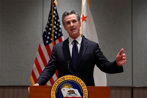 纽森签署近海钻探限制法案，加州再限特朗普政府油气扩张计划