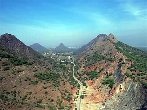 'Take back new Aravalli definition, recall SC ruling': Environmentalist ...