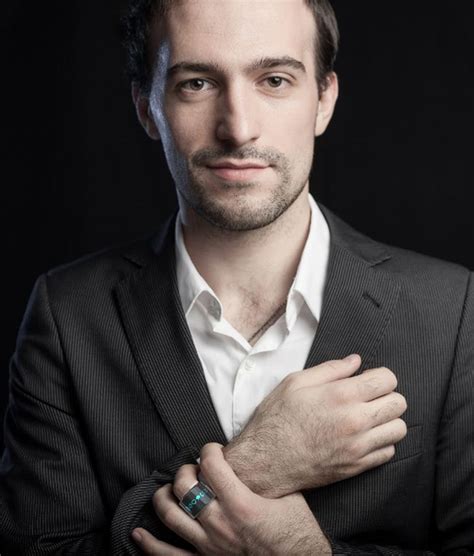 Smarty Ring: A Remote Ring