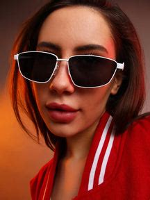 Haute Sauce Women Square Sunglasses With Polarised Lens