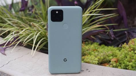 Google Pixel 5 Phone 的图像结果