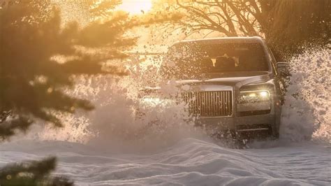 Rolls-Royce Cullinan: Price, Image, Colors, Reviews & Rating