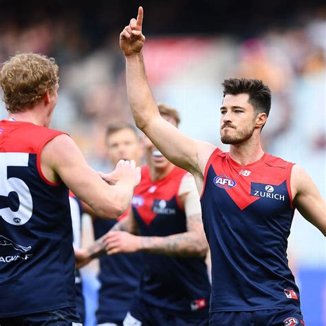 Demons score crucial AFL win over Hawks - ESPN