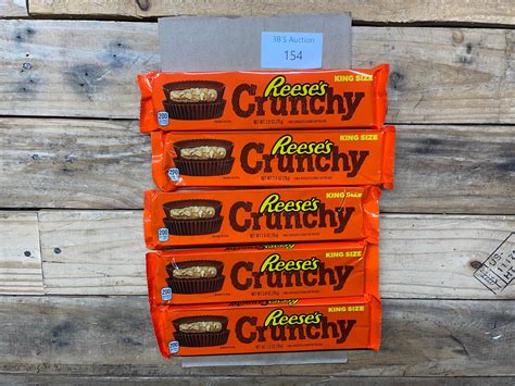 Lot - Lot of five Reese's king size crunchy