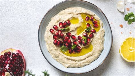 11 Best Lebanese Food To Delight Your Taste Buds & Senses