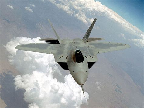 F 22 Raptor Military Jet Fighter Wallpapers:wallpapers screensavers