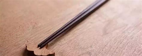 大年三十晚上吃饭筷子断了怎么办 大年三十晚上吃饭筷子断了咋么办_知秀网