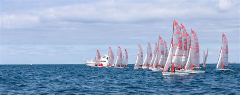 Download wallpaper 2560x1024 boats, sails, sea, waves ultrawide monitor ...