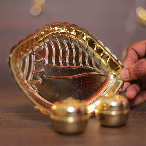 Brass Shell Tray – onesilver.in
