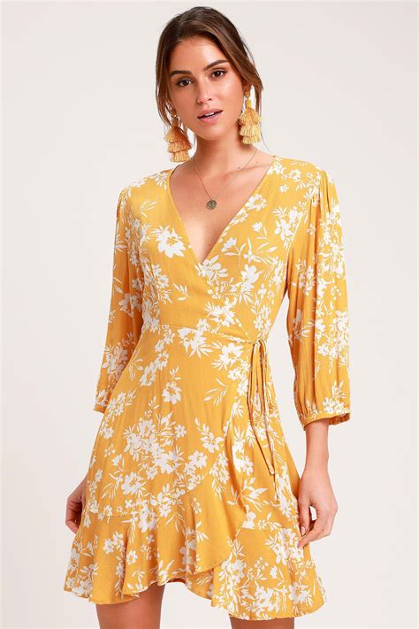 yellow floral dress long sleeve - Mechelle Beverly
