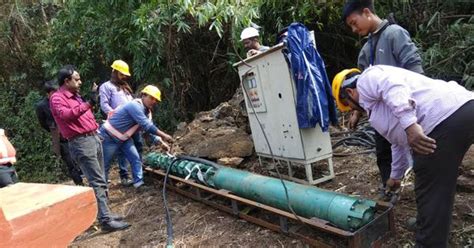 Meghalaya trapped miners: Navy team detects skeleton with ROV, trying ...