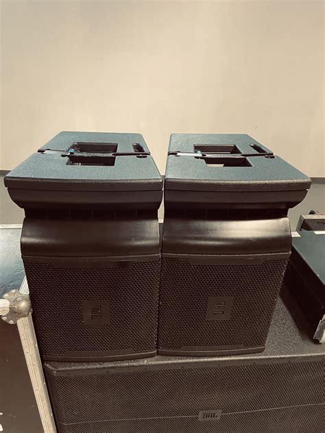 VRX932LAP JBL Array Fixing 的图像结果