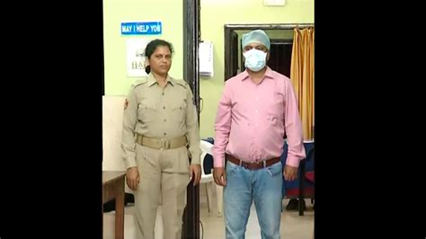 SCB ଡାକ୍ତରଙ୍କ ୩ ପତ୍ନୀ, ଏକାଧିକ ମହିଳାଙ୍କ ସହ ଅନୈତିକ ସମ୍ପର୍କ ରଖିଥିଲେ...