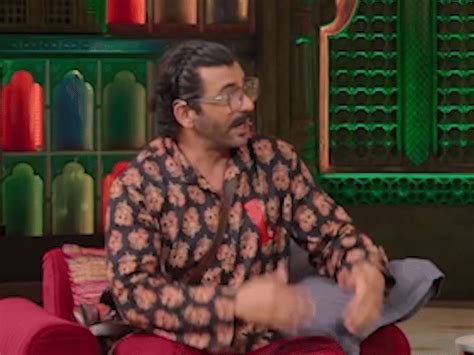 Aamir Khan reacts to Sunil Grover mimicking him