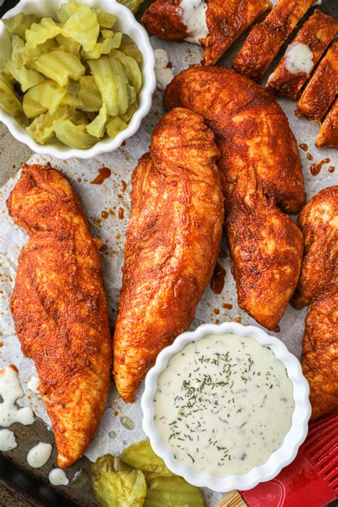 Nashville Hot Chicken Tender Salad - Kalefornia Kravings