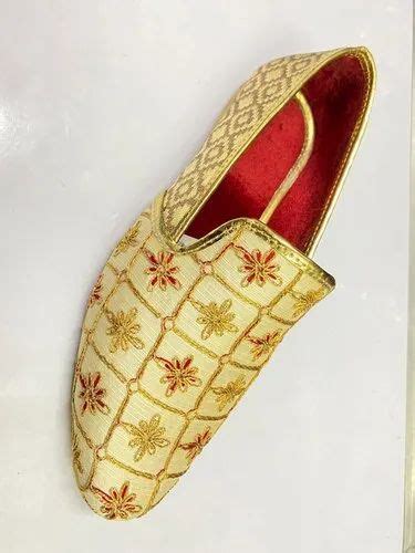 Mens Wedding Nagra - Mens Plain Nagra Juttis Manufacturer from Jaipur