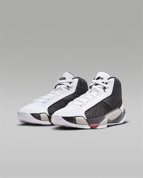 Air Jordan XXXVIII Older Kids' Shoes. Nike IN