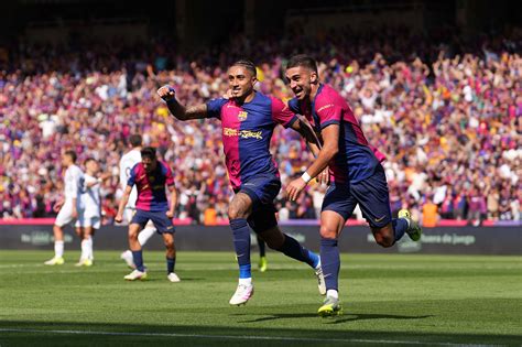 Stat: How much further did Barcelona run than Real Madrid in El Clásico ...