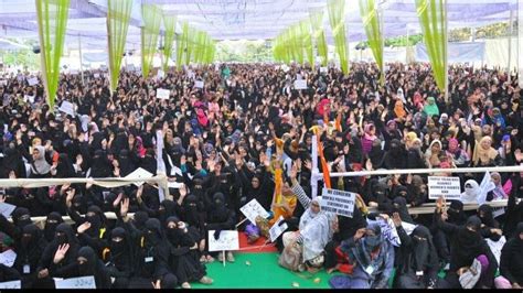 What led to the suspension of AIMPLB's Women's Wing